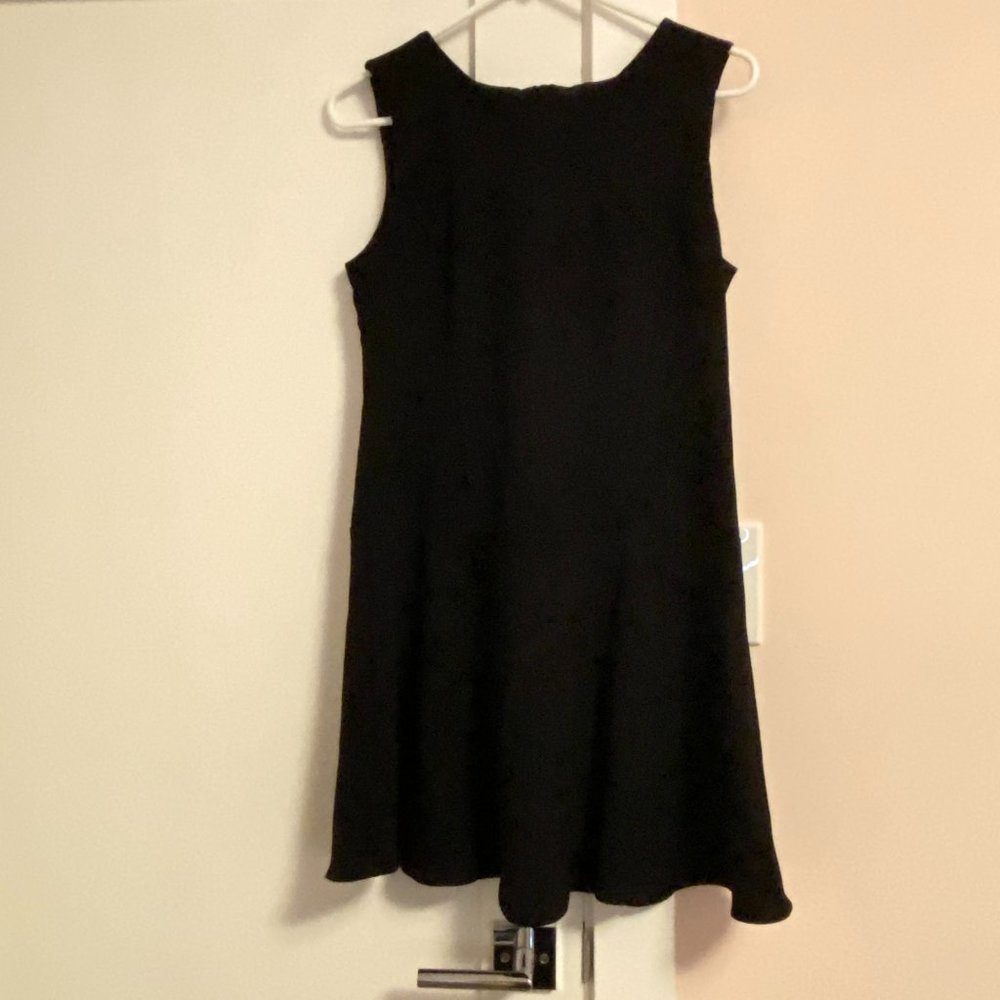 G2000 Sleeveless Dress Black Zip Back Closure Flare Knee Length Bottom M